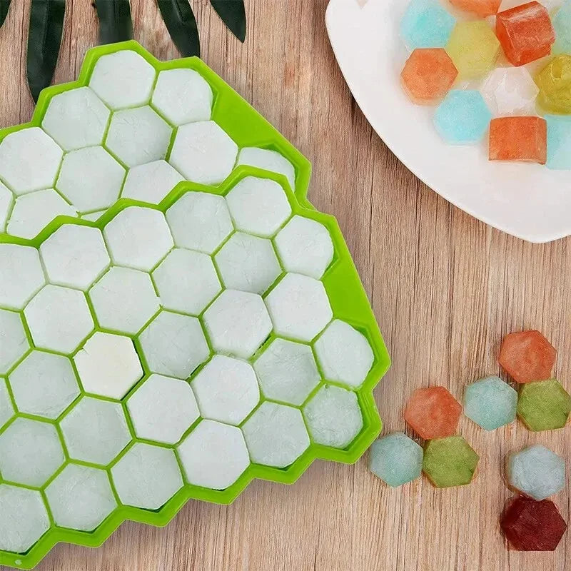 Forma de Gelo Colmeia com 37 Cubos