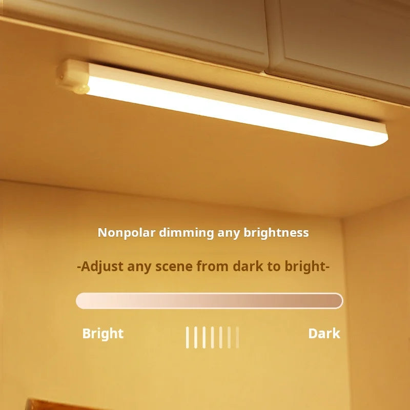 Luz LED com Sensor de Movimento Recarregável